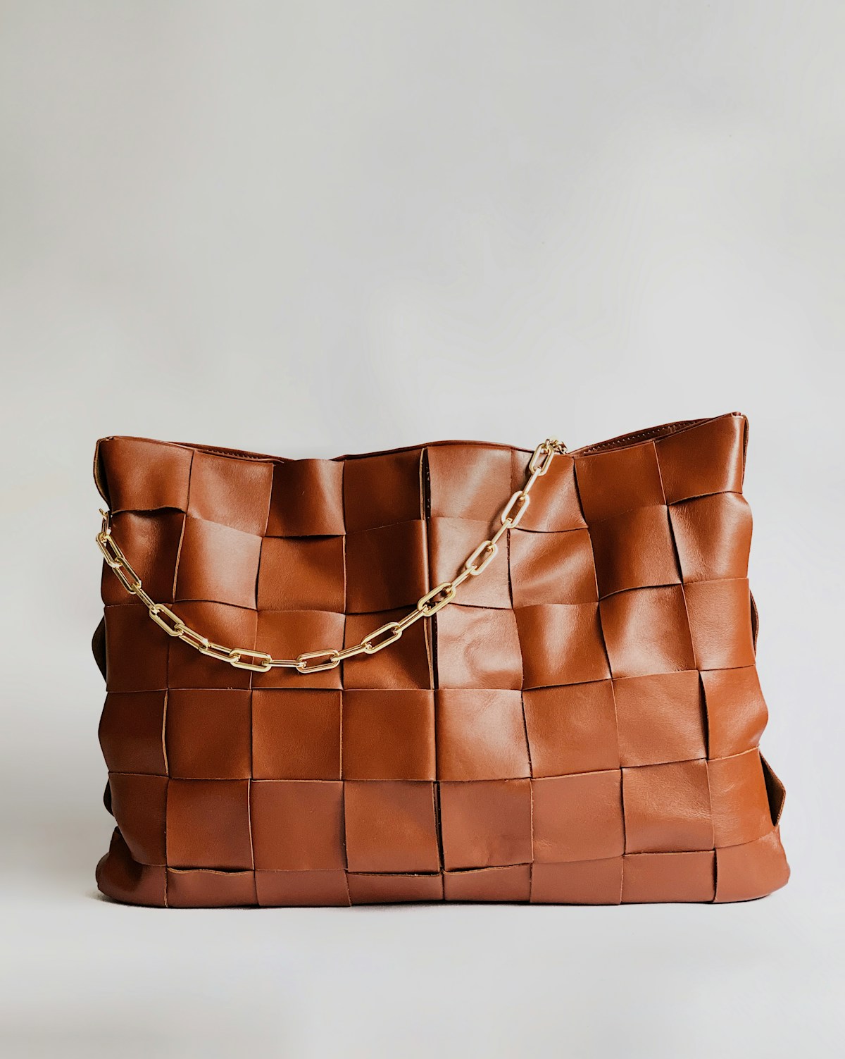Bottega Veneta Cabat tote in intrecciato leather